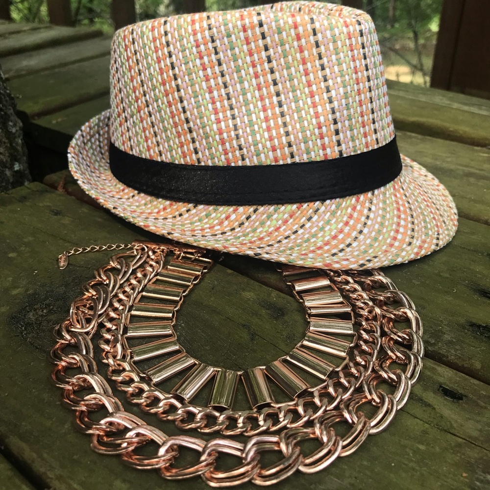 $35 Rose gold heavy shiny necklace